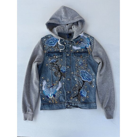 Denim Hooded Jacket With Embellished Cranes & Roses Design Gray Sleeves Button F - Picture 1 of 6